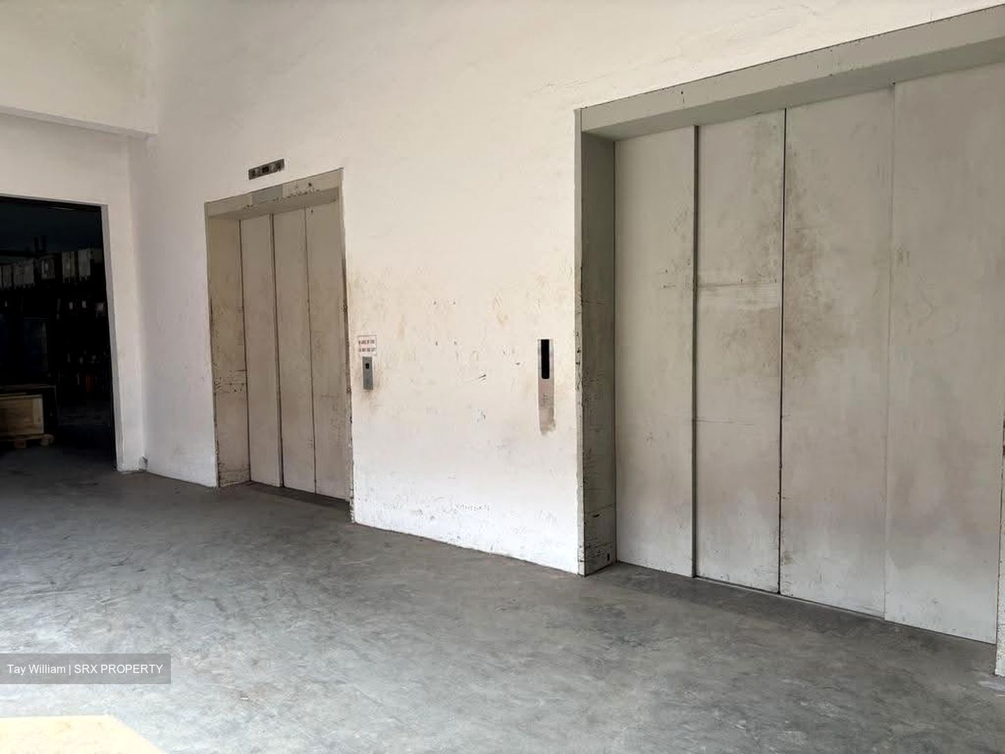Abv Industrial Building (D16), Factory #629198311